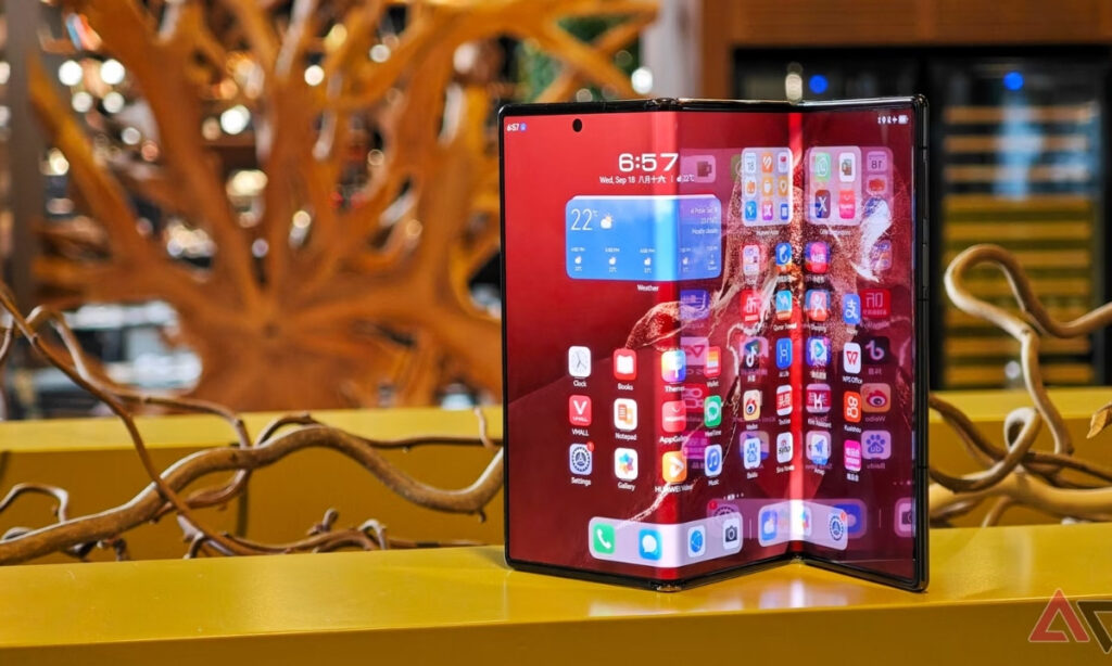Samsung Galaxy Z Trifold