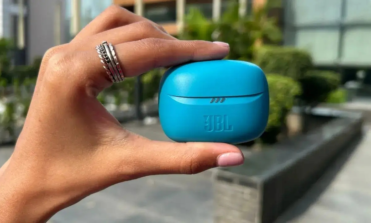 JBL Tune Beam 2