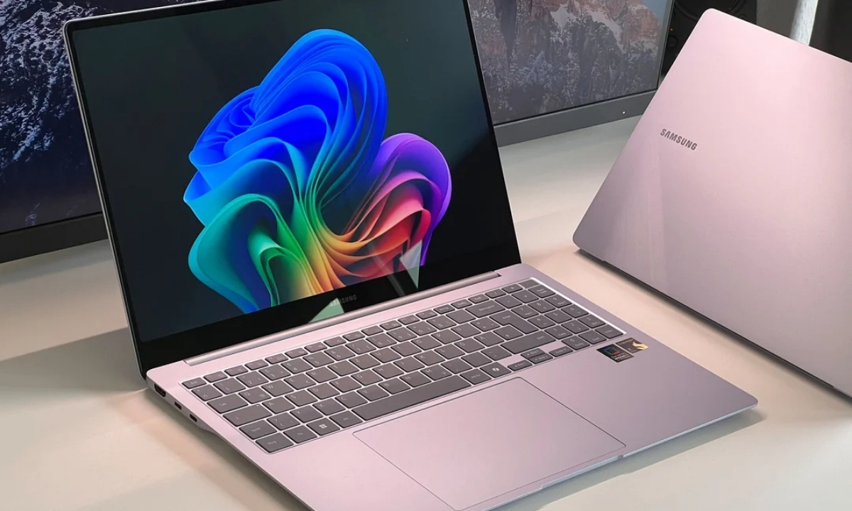 Samsung Galaxy Book 4 Edge
